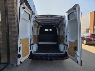 Nissan Interstar – thumbnail 33
