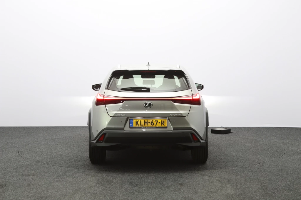 Lexus UX – foto 5
