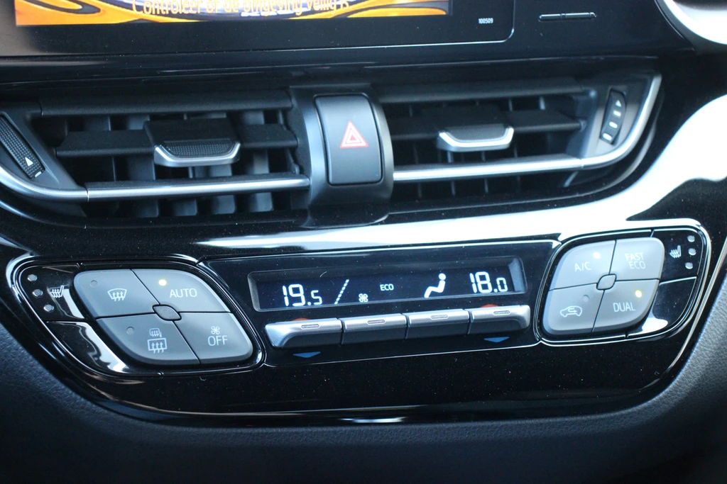 Toyota C-HR – foto 16