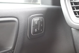 Ford Kuga – thumbnail 22