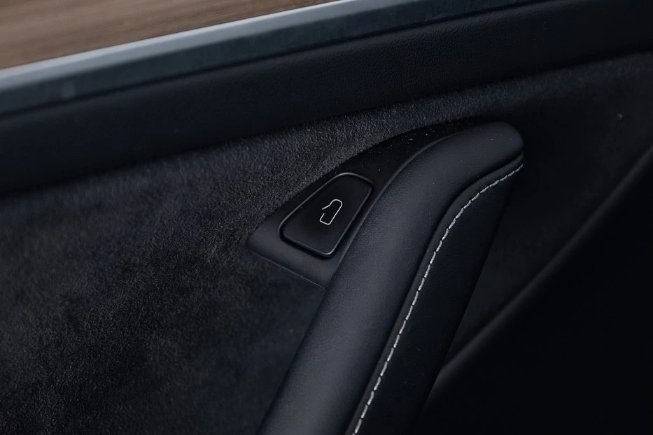 Tesla Model Y – foto 15