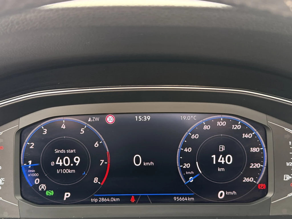 Volkswagen Passat – foto 30