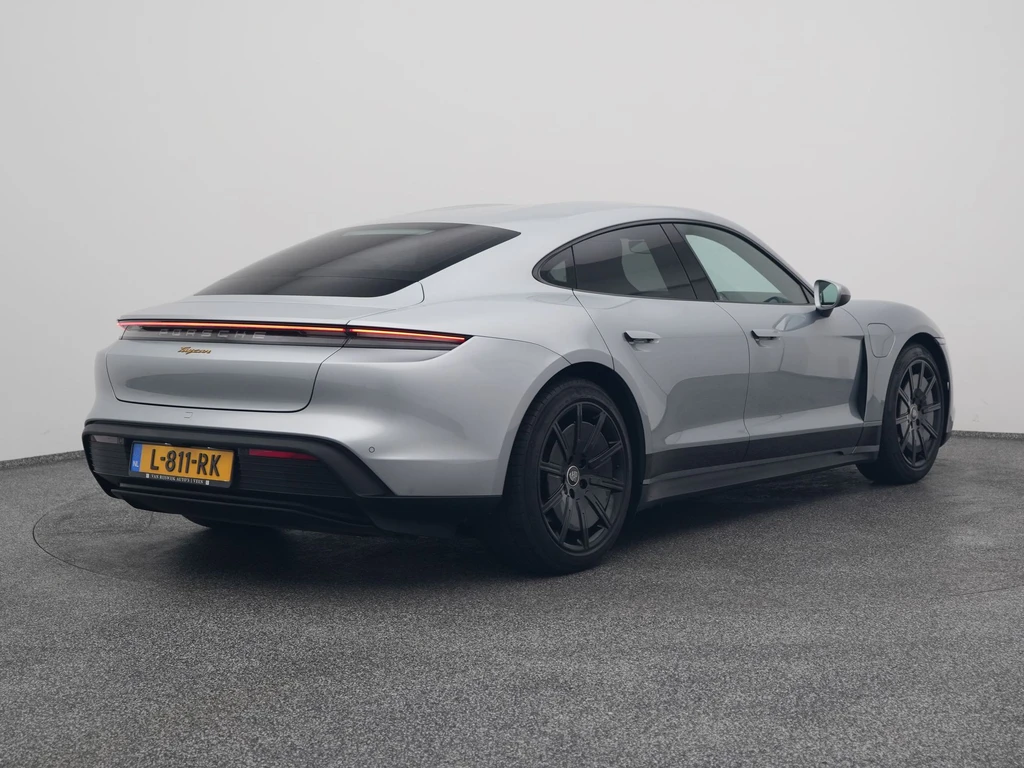 Porsche Taycan – foto 10