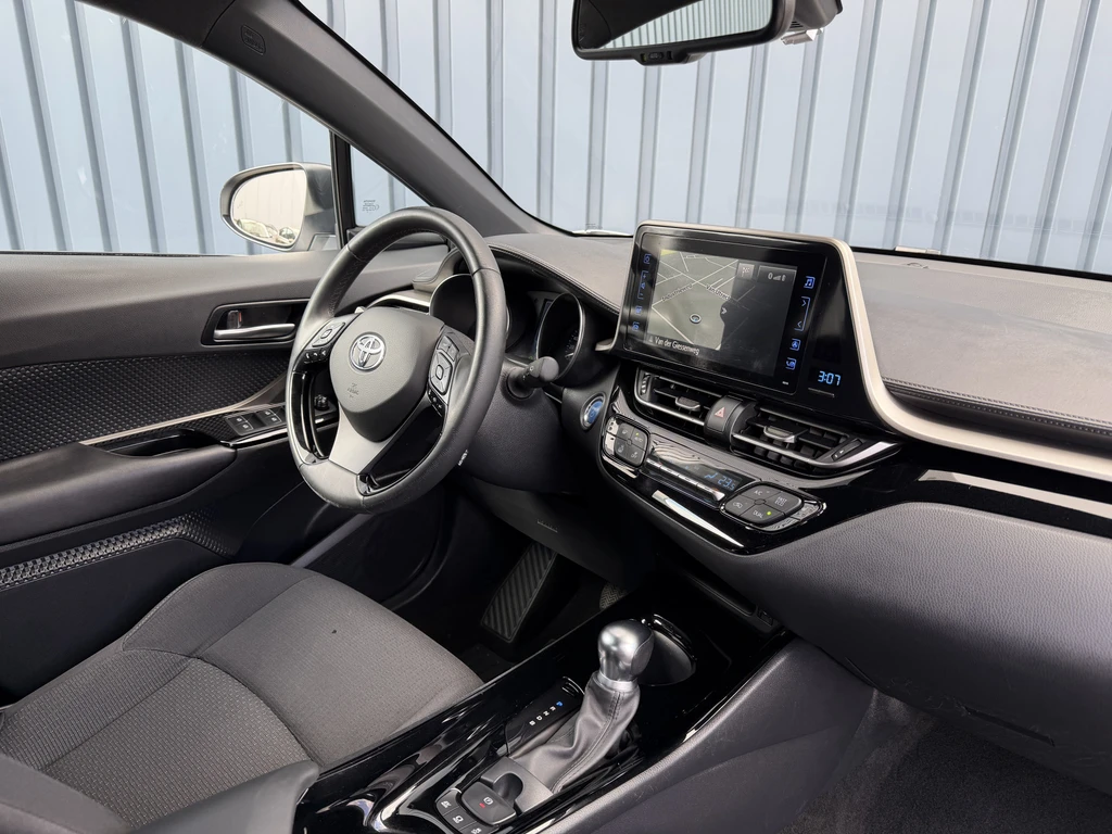 Toyota C-HR – foto 13