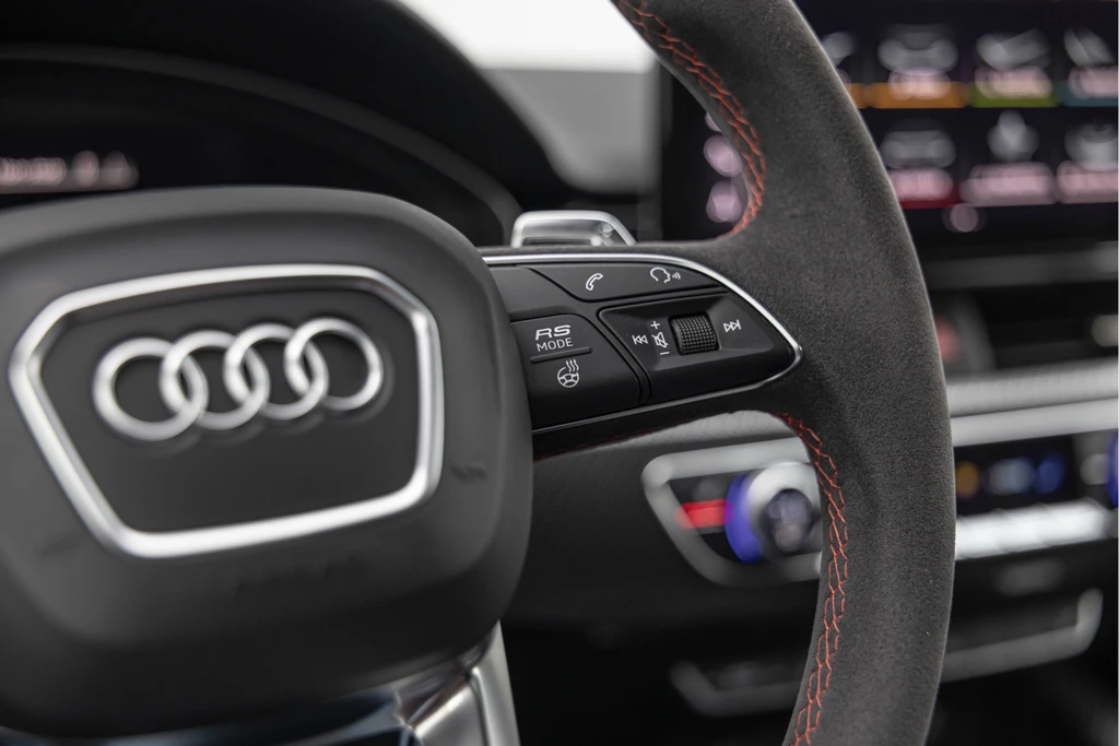 Audi RS4 – foto 38