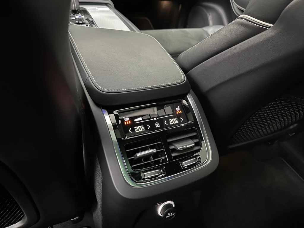 Volvo XC90 – foto 17