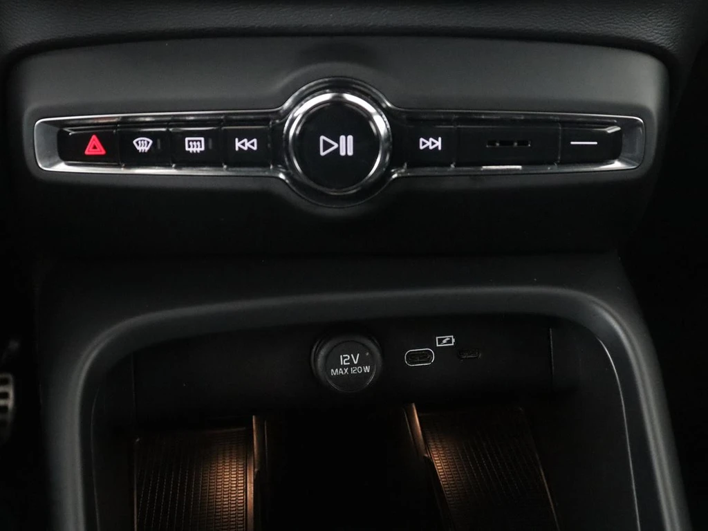 Volvo XC40 – foto 36