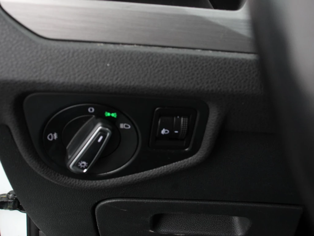 Volkswagen Touran – foto 28