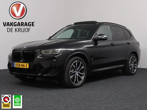 BMW X3 xDrive30e High Executive M | ACC | Panoramadak | Harman Kardon | Camera!