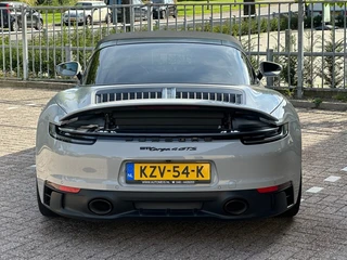 Porsche 911 – thumbnail 6