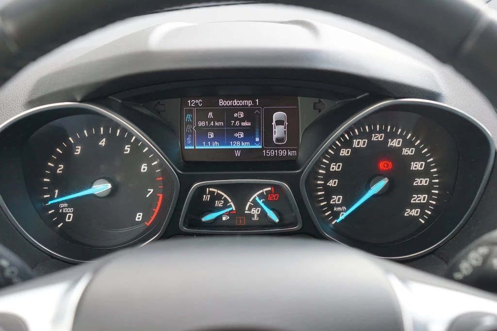 Ford Kuga – foto 17
