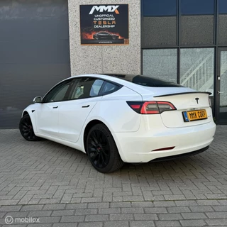 Tesla Model 3 – thumbnail 3