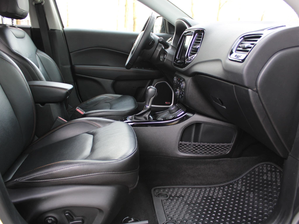 Jeep Compass – foto 9