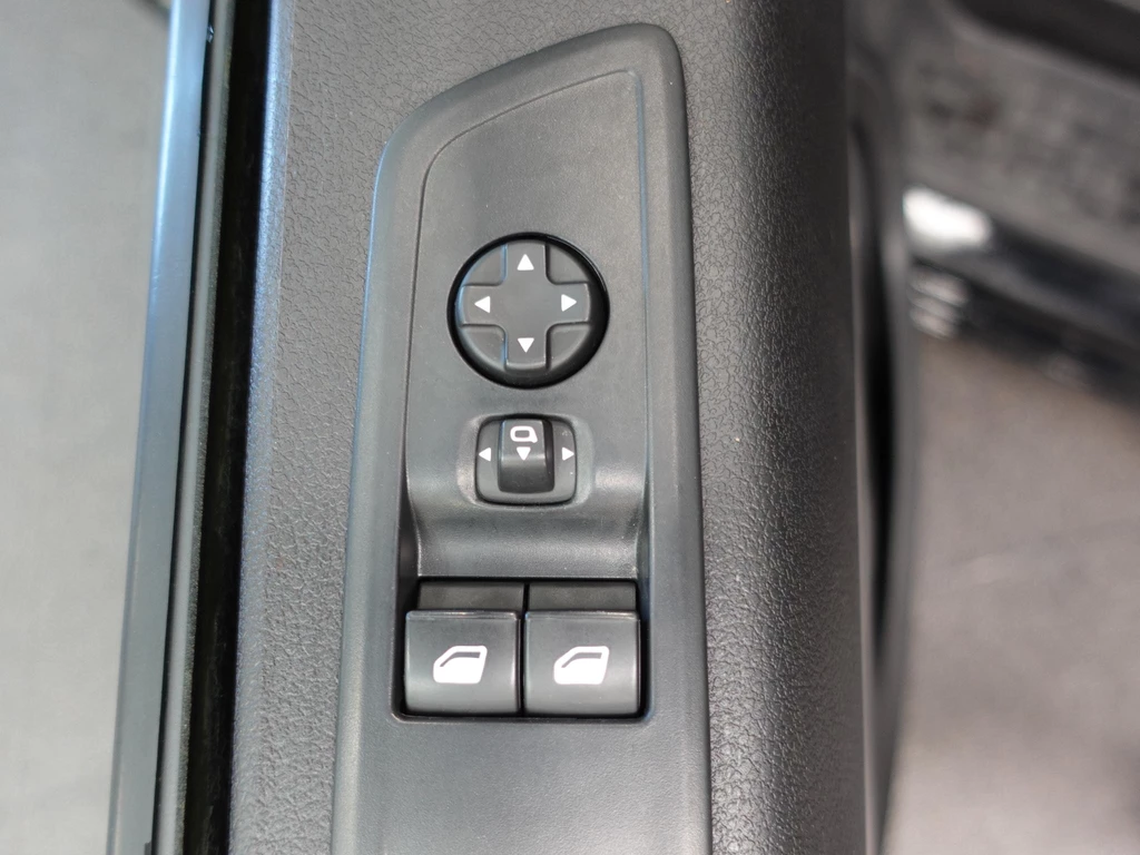 Opel Vivaro – foto 16