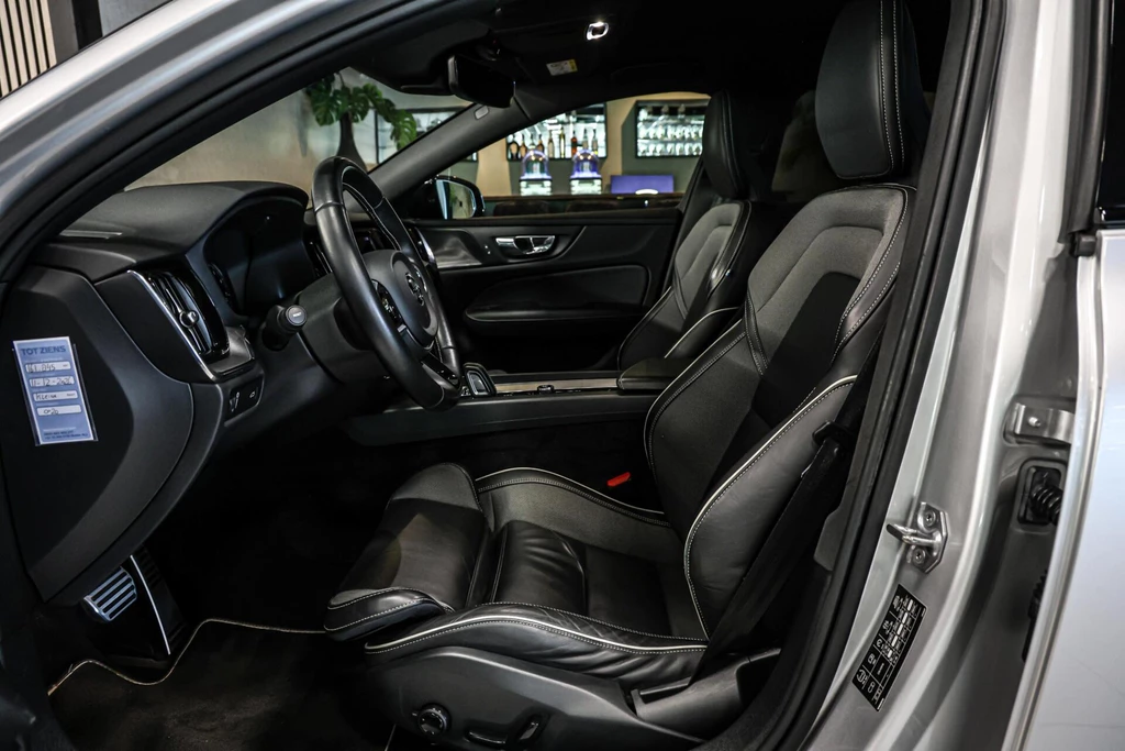 Volvo S60 – foto 13