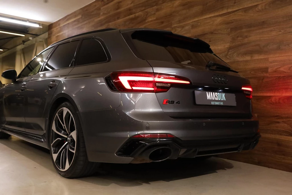 Audi RS4 – foto 5