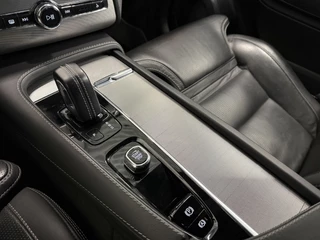 Volvo XC90 – thumbnail 38