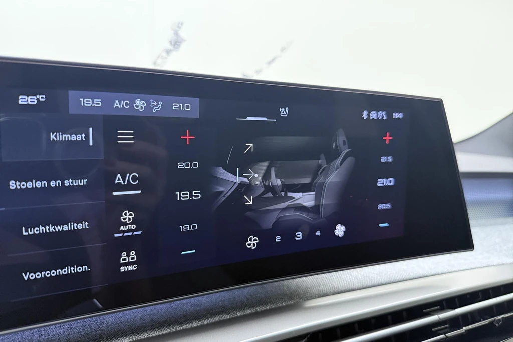 Peugeot e-3008 – foto 37