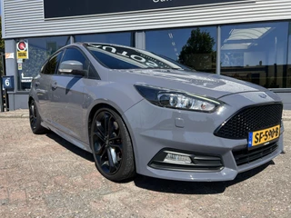 Ford Focus – thumbnail 12