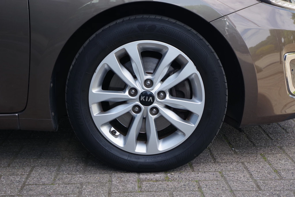 Kia cee'd – foto 19