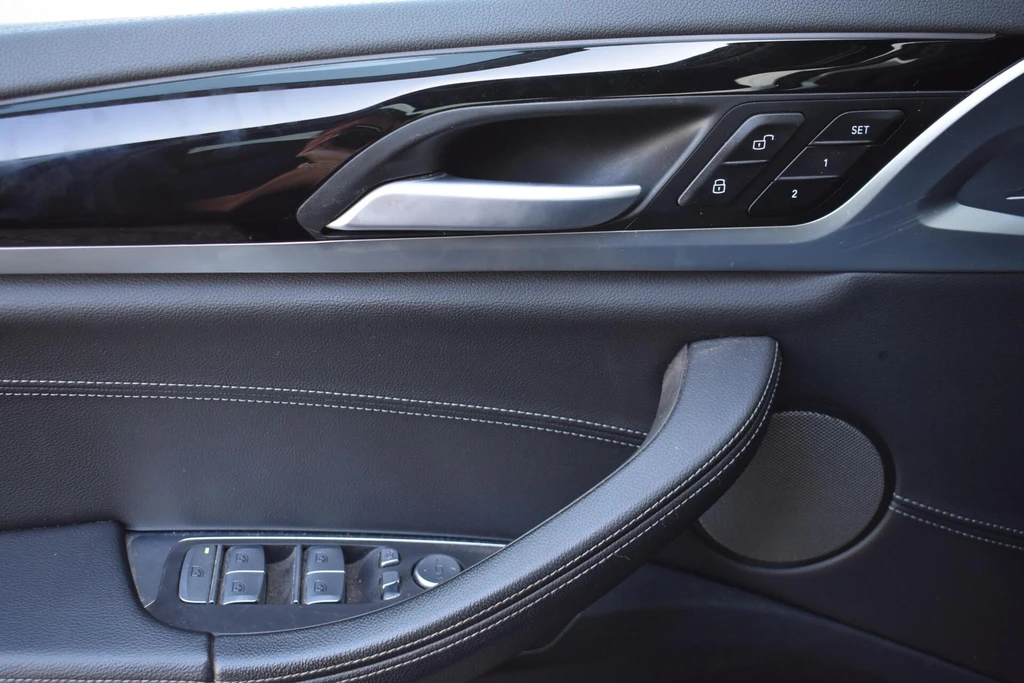 BMW iX3 – foto 22