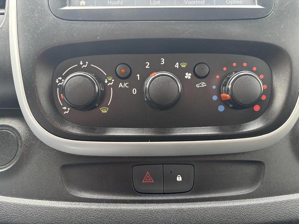 Renault Trafic – foto 16
