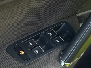 Volkswagen Golf – thumbnail 31