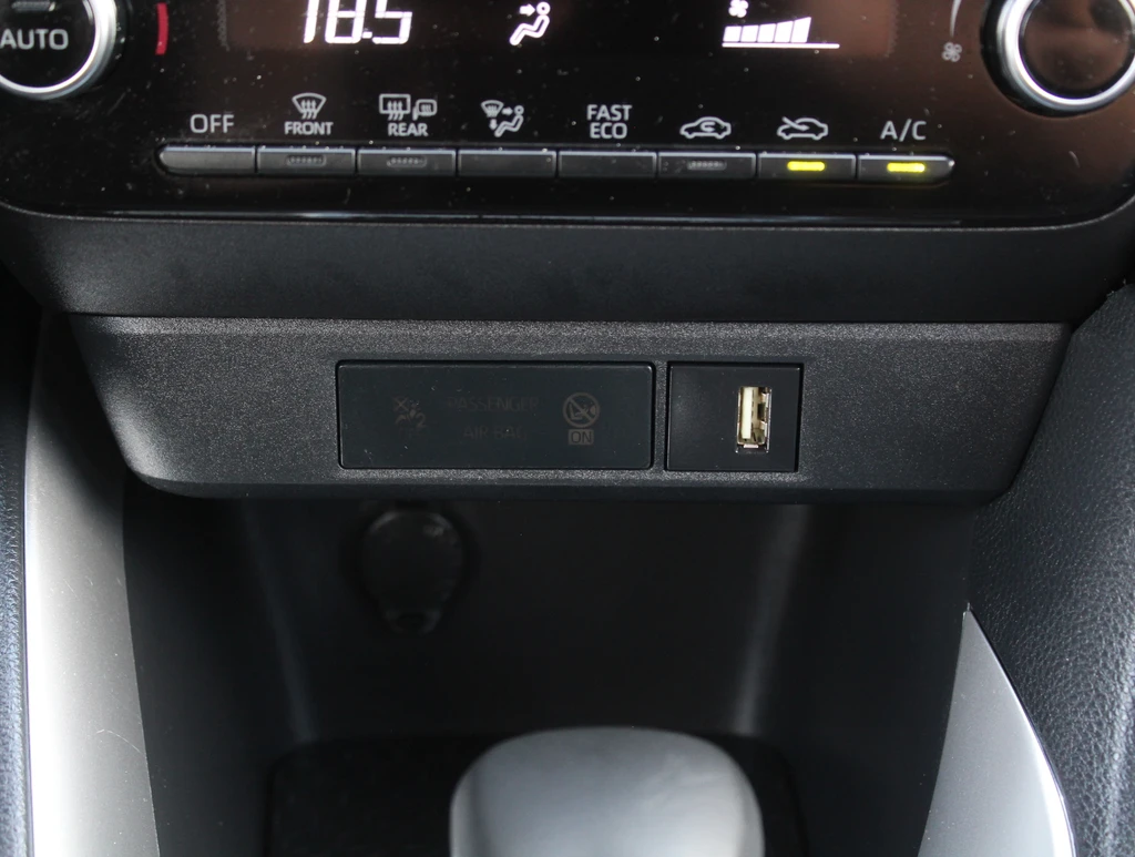 Toyota Yaris – foto 51