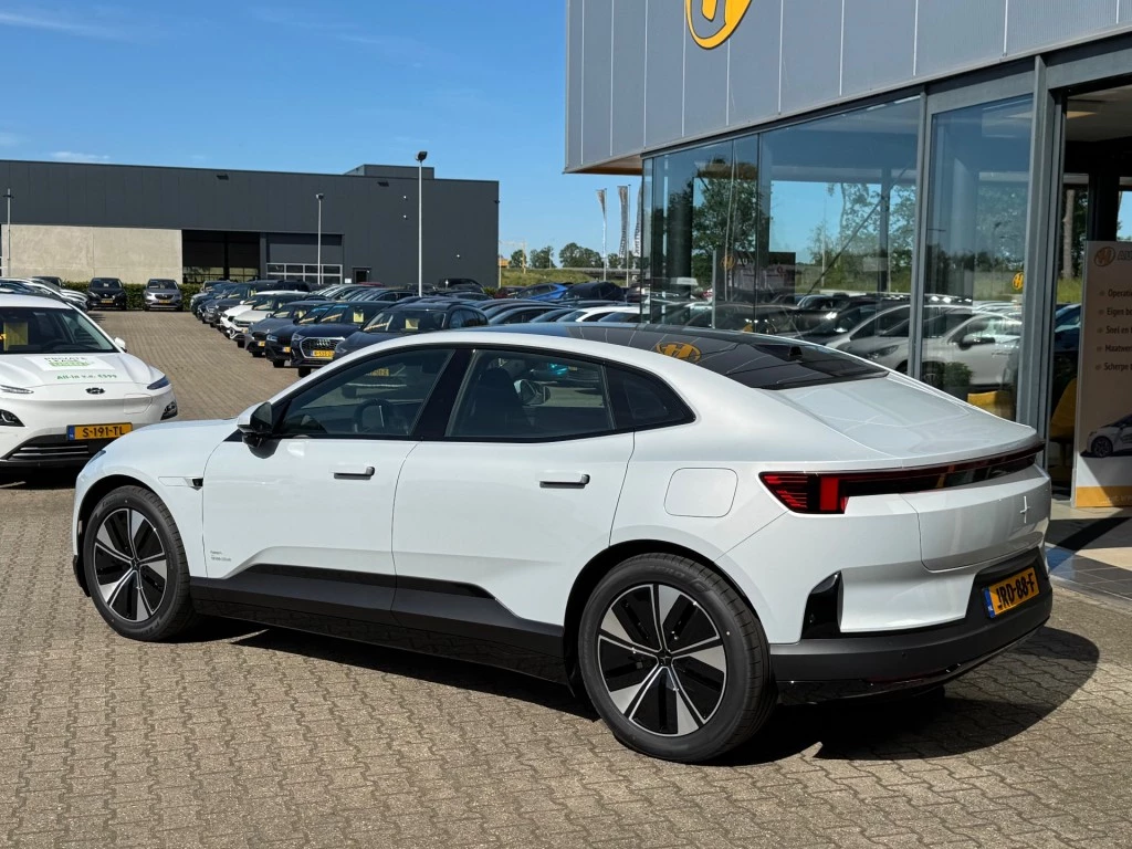 Polestar 4 – foto 3