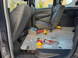 Opel Combo – thumbnail 23