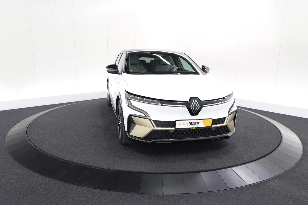 Renault Megane E-Tech – foto 14