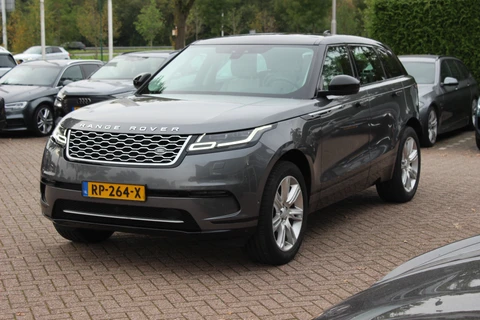 Land Rover Range Rover Velar 2.0 I4 Turbo AWD HSE / Trekhaak / Panoramadak / Camera / Keyless / Leder / 20'' / CarPlay / Matrix LED / Stoelverwarming / DAB / Dodehoek / Cruise Control