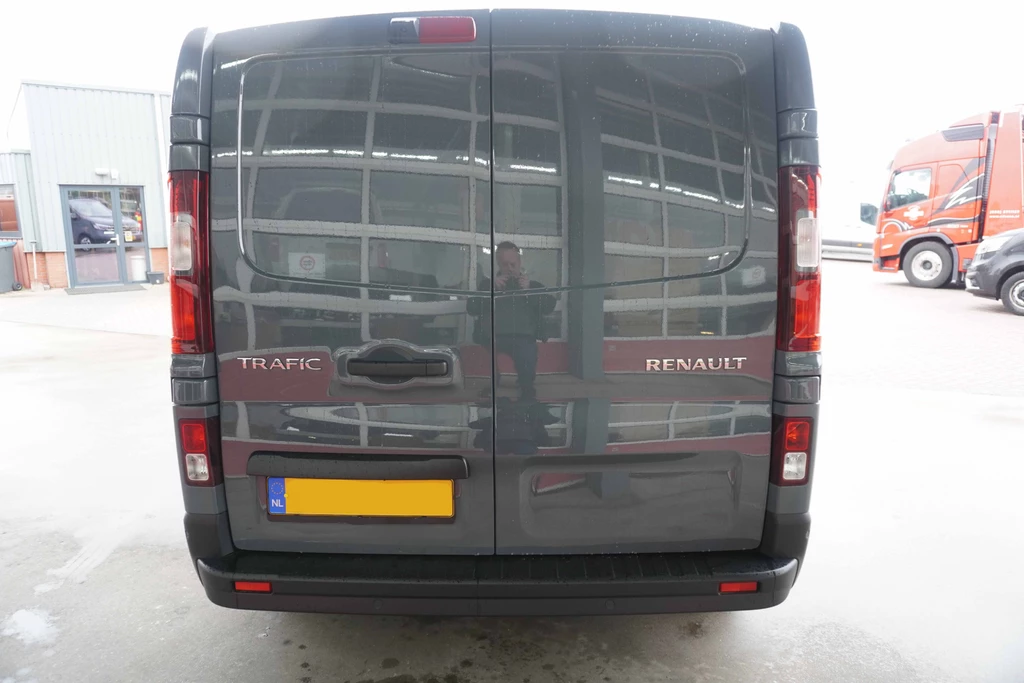 Renault Trafic – foto 5