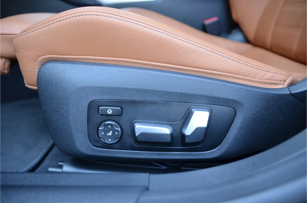 BMW i4 – foto 8