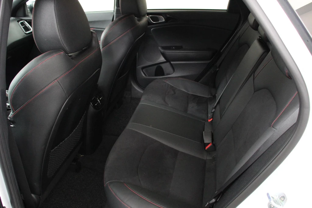 Kia ProCeed – foto 11