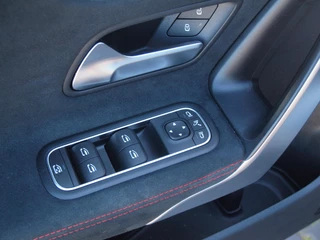 Mercedes-Benz CLA – thumbnail 30