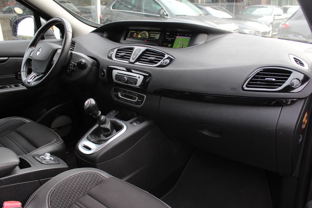 Renault Scénic – foto 15