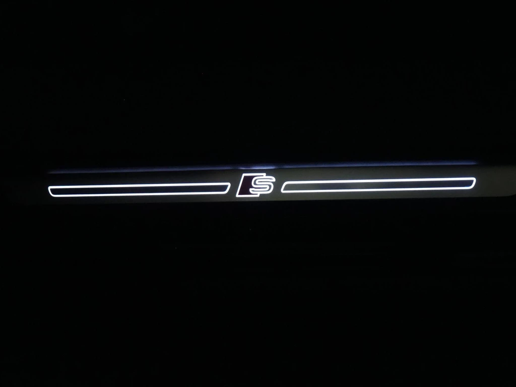 Audi Q8 Sportback e-tron – foto 39