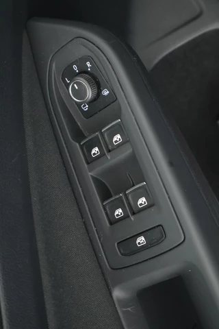 Volkswagen Golf – thumbnail 16