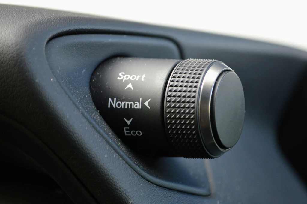 Lexus UX – foto 13