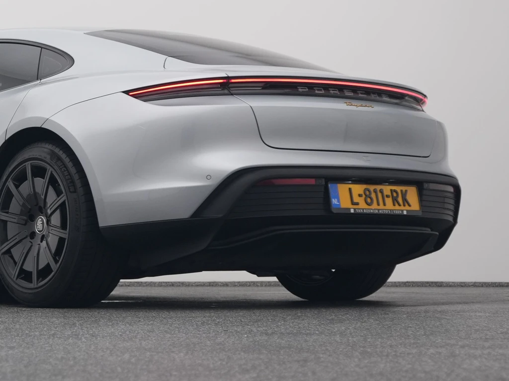 Porsche Taycan – foto 5