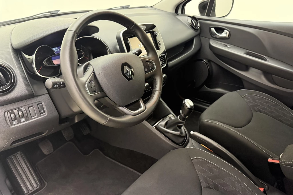 Renault Clio – foto 24