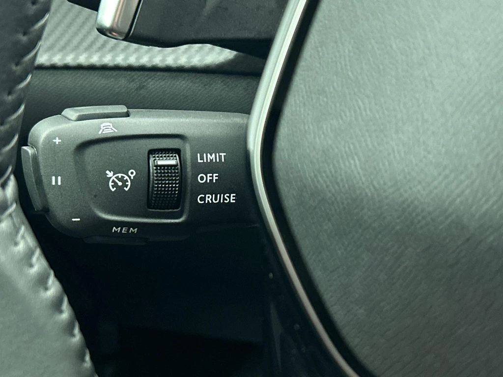 Peugeot 208 – foto 10