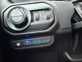 Jeep Wrangler – thumbnail 22