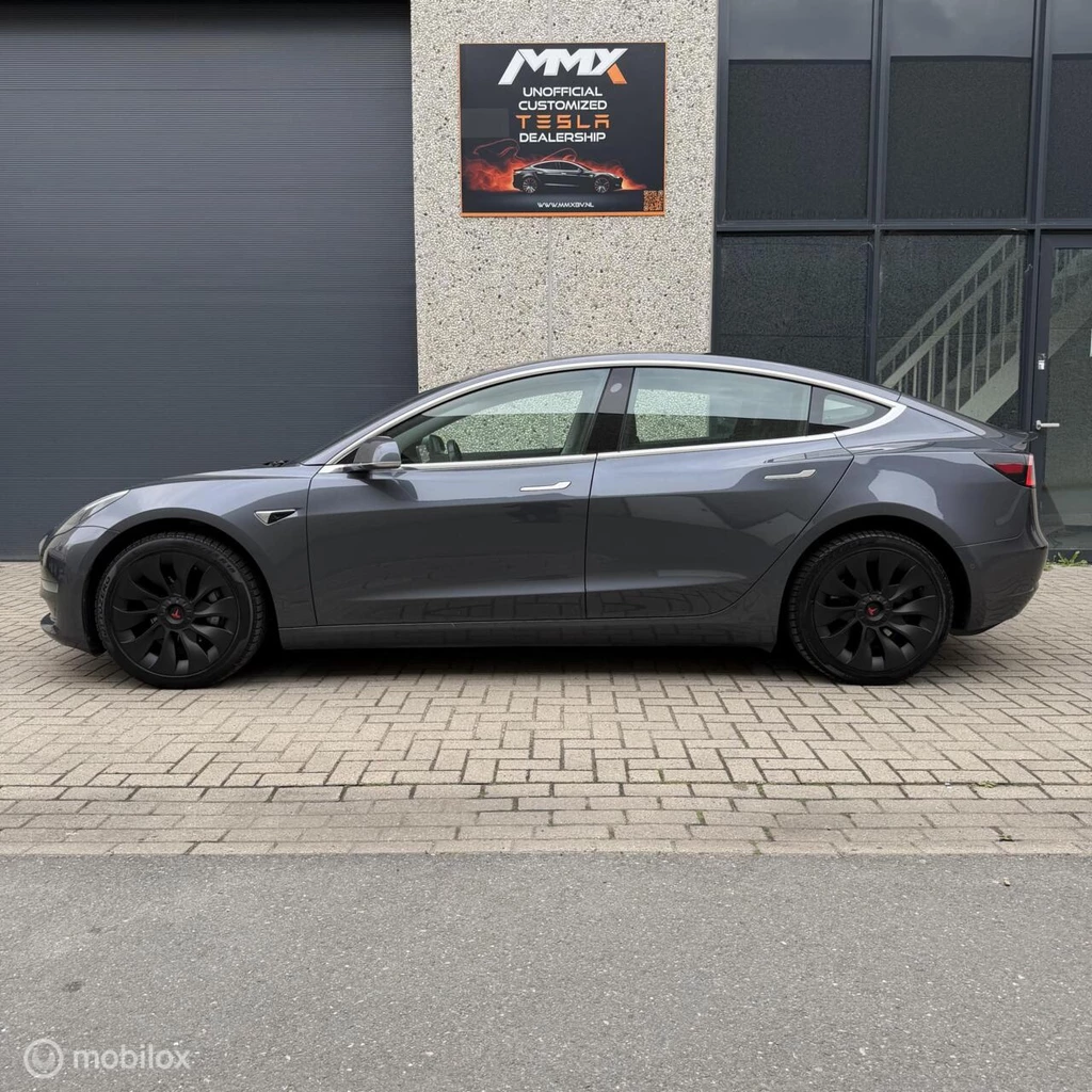Tesla Model 3 – foto 2