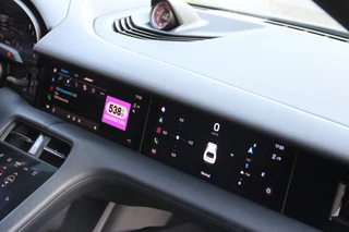 Porsche Taycan – thumbnail 15