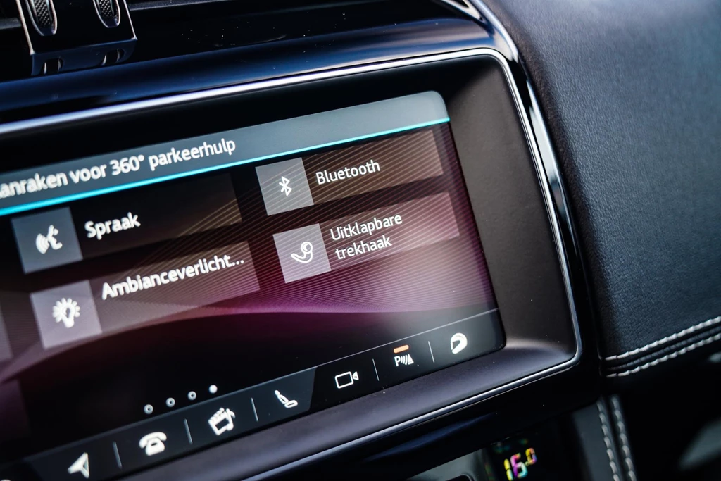 Jaguar F-PACE – foto 92