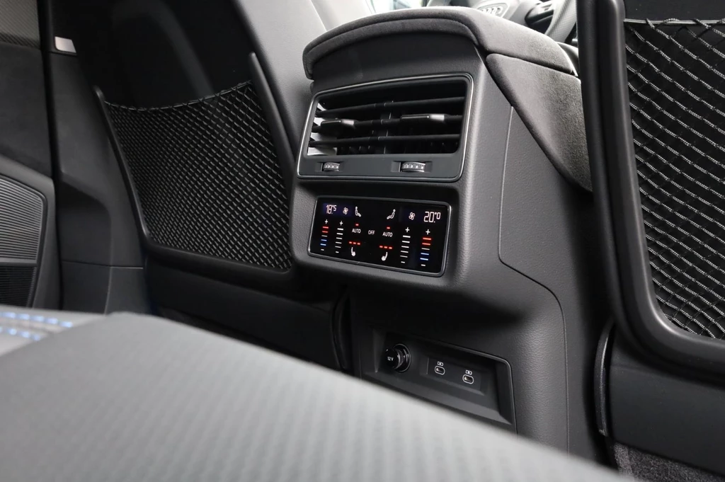 Audi RSQ8 – foto 26