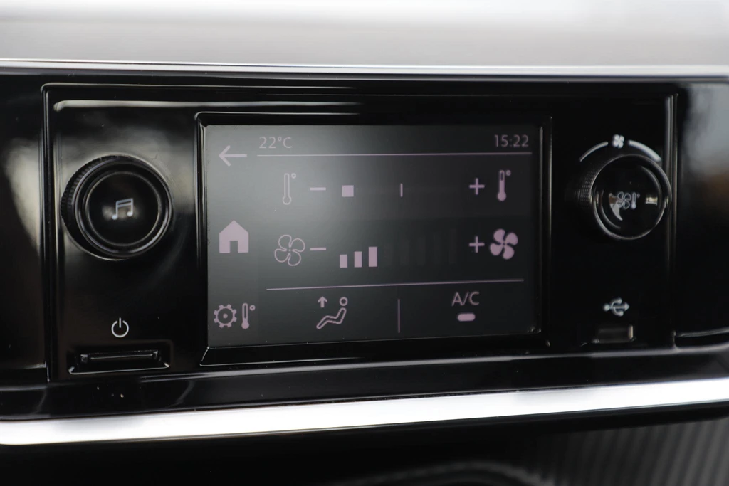 Peugeot 208 – foto 15