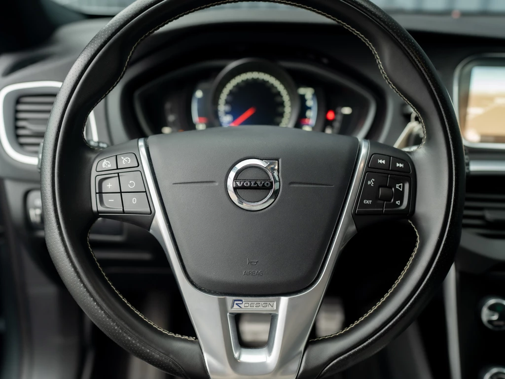 Volvo V40 – foto 22